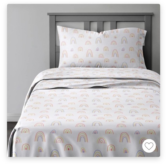 CGK linens New In Package. Queen - Picture 1 of 3